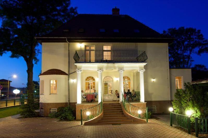 Adria Bed & Breakfast Mysliborz Exterior photo